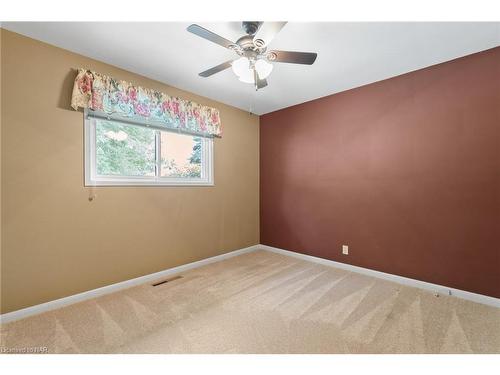 6326 Doreen Drive, Niagara Falls, ON - Indoor Photo Showing Other Room