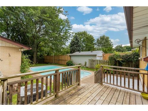 6326 Doreen Drive, Niagara Falls, ON - Outdoor With Deck Patio Veranda With Exterior