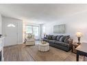 110-2 Walnut Street, St. Catharines, ON  - Indoor Photo Showing Living Room 