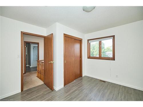 68 Churchill Street, St. Catharines, ON - Indoor Photo Showing Other Room