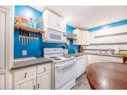 491 Bunting Road, St. Catharines, ON - Indoor Photo Showing Kitchen