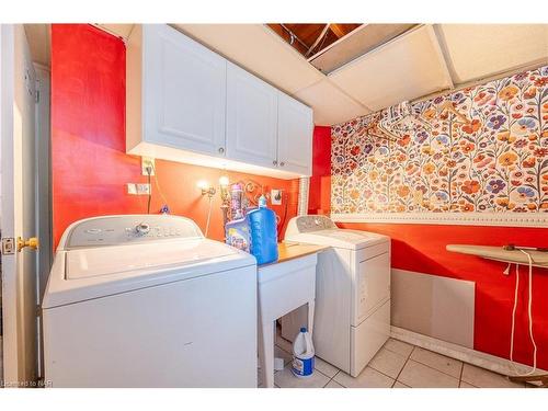 491 Bunting Road, St. Catharines, ON - Indoor Photo Showing Laundry Room