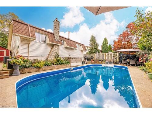 491 Bunting Road, St. Catharines, ON - Outdoor With In Ground Pool With Backyard