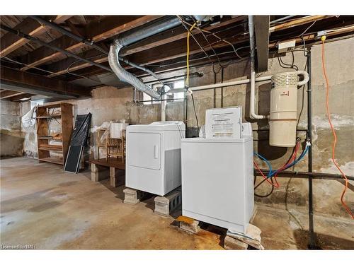 4981 Second Avenue, Niagara Falls, ON - Indoor Photo Showing Laundry Room