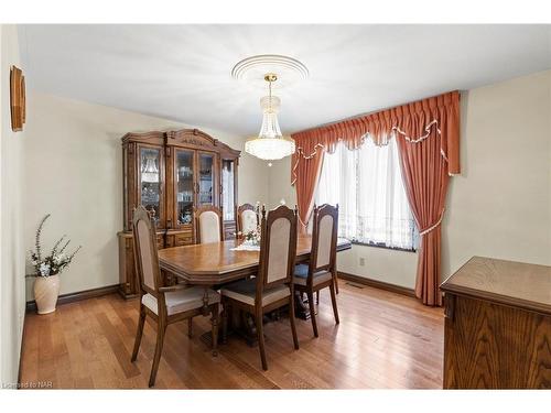 142 Welland Road, Fonthill, ON - Indoor Photo Showing Dining Room