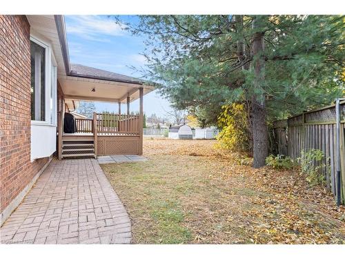 142 Welland Road, Fonthill, ON - Outdoor With Deck Patio Veranda