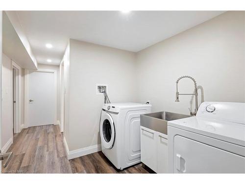 18 Densgrove Drive, St. Catharines, ON - Indoor Photo Showing Laundry Room