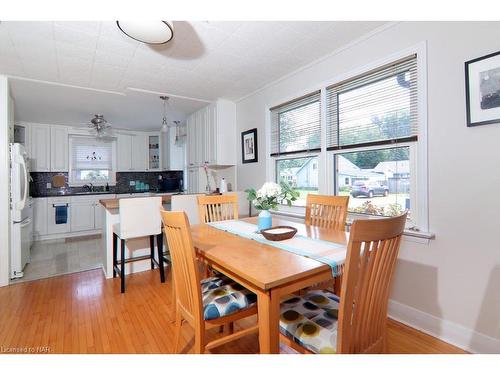 4046 Victoria Road, Crystal Beach, ON - Indoor Photo Showing Dining Room