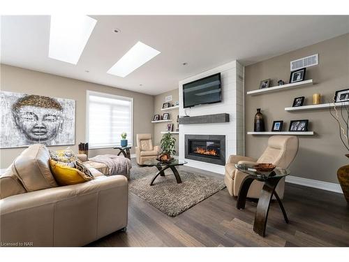 24 Prospect Point Road N, Ridgeway, ON - Indoor Photo Showing Living Room With Fireplace