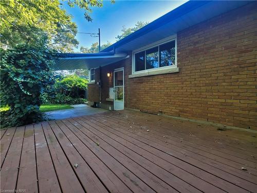 101 Masterson Drive, St. Catharines, ON - Outdoor With Deck Patio Veranda