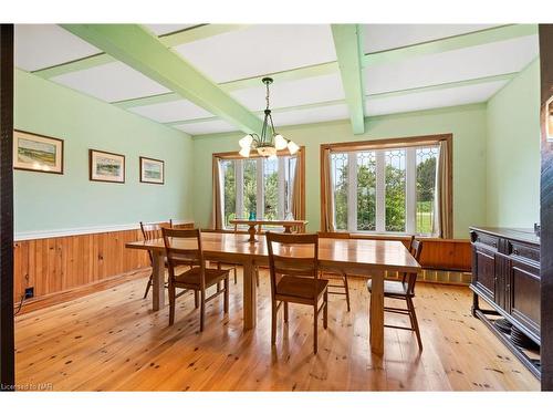 63023 Perry Road, Wainfleet, ON - Indoor Photo Showing Dining Room