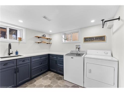 121 Louth Street, St. Catharines, ON - Indoor Photo Showing Laundry Room