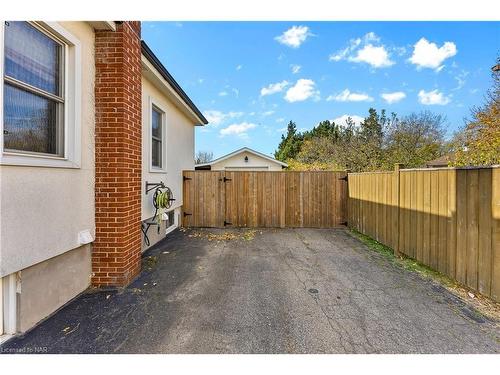 121 Louth Street, St. Catharines, ON - Outdoor