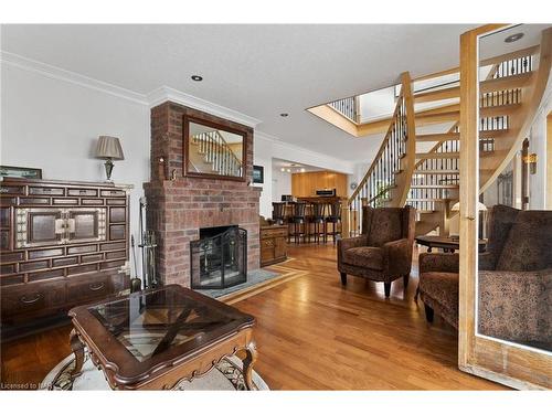 11825 Lakeshore Road, Wainfleet, ON - Indoor Photo Showing Living Room With Fireplace