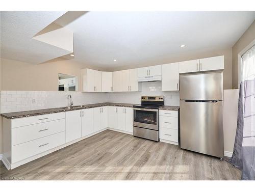 437 Sugarloaf Street, Port Colborne, ON - Indoor Photo Showing Kitchen With Stainless Steel Kitchen With Double Sink