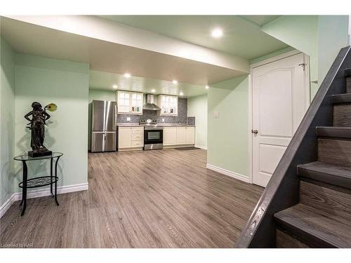 Basement Bedroom-168 Richmond Street, Thorold, ON - Indoor