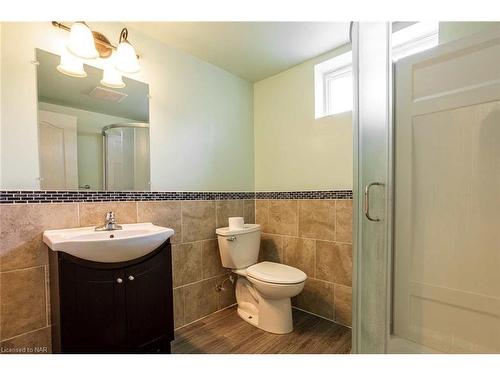 Basement Bedroom-168 Richmond Street, Thorold, ON - Indoor Photo Showing Bathroom