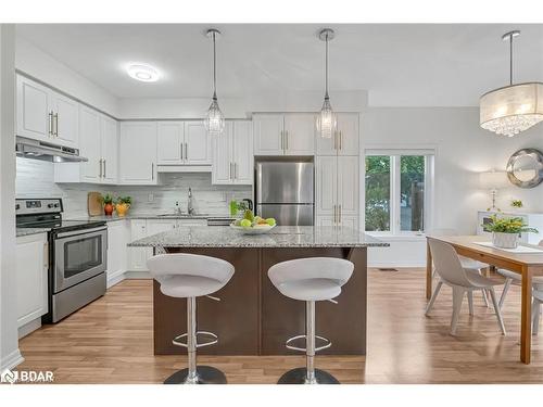 56 Cannery Drive, St. Davids, ON - Indoor Photo Showing Kitchen With Stainless Steel Kitchen With Upgraded Kitchen