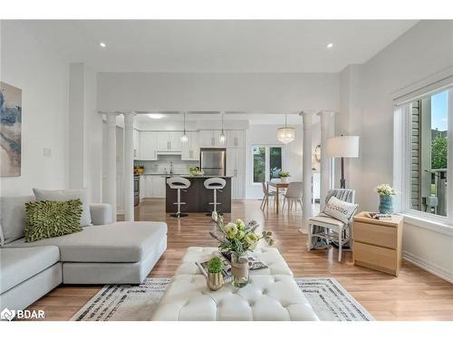 56 Cannery Drive, St. Davids, ON - Indoor Photo Showing Living Room