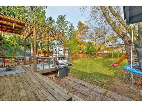 5079 Park Av, Beamsville, ON - Outdoor With Deck Patio Veranda