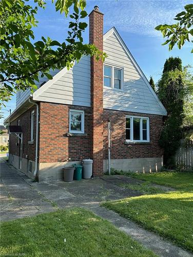 13 Garnet Street, St. Catharines, ON - Outdoor