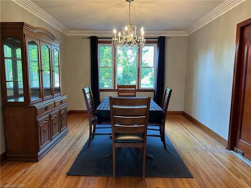 13 Garnet Street, St. Catharines, ON - Indoor Photo Showing Dining Room