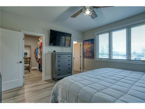 3921 Miller Rd, Port Colborne, ON - Indoor Photo Showing Bedroom