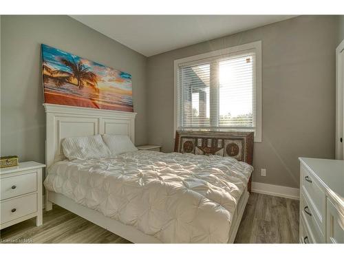 3921 Miller Rd, Port Colborne, ON - Indoor Photo Showing Bedroom