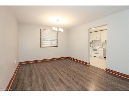 12 Hillview Road N, St. Catharines, ON - Indoor Photo Showing Other Room