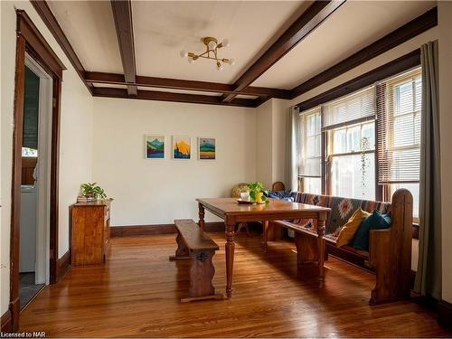 69 Dufferin Street, St. Catharines, ON - Indoor Photo Showing Dining Room