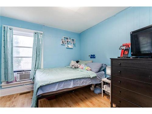 38 Richard Street, Victoria Harbour, ON - Indoor Photo Showing Bedroom