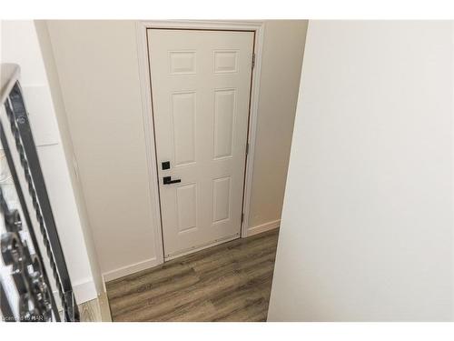 558 First Avenue, Welland, ON - Indoor Photo Showing Other Room