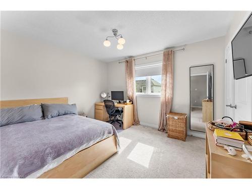 346 Concession 3 Road, St. Davids, ON - Indoor Photo Showing Bedroom