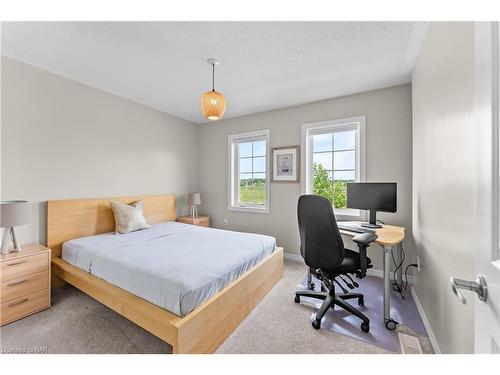 346 Concession 3 Road, St. Davids, ON - Indoor Photo Showing Bedroom