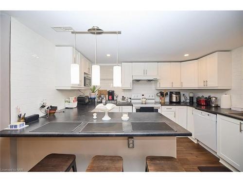 46 Diffin Drive, Welland, ON - Indoor Photo Showing Kitchen