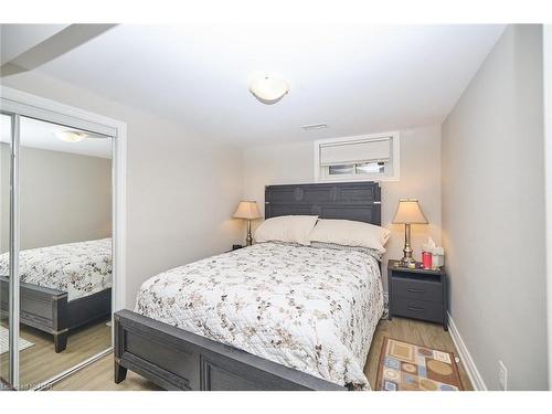 46 Diffin Drive, Welland, ON - Indoor Photo Showing Bedroom