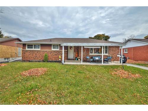 46 Diffin Drive, Welland, ON - Outdoor