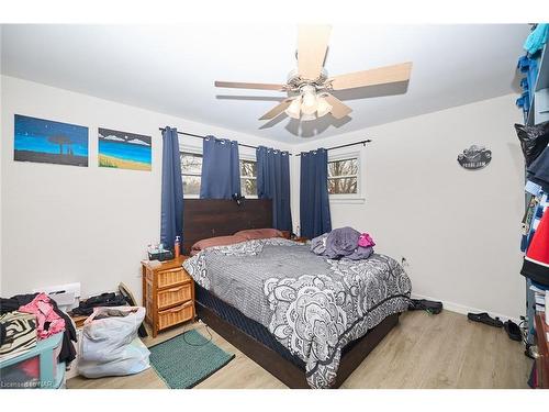 46 Diffin Drive, Welland, ON - Indoor Photo Showing Bedroom