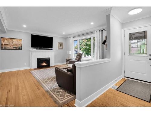 26 Millward Avenue, St. Catharines, ON - Indoor Photo Showing Living Room With Fireplace