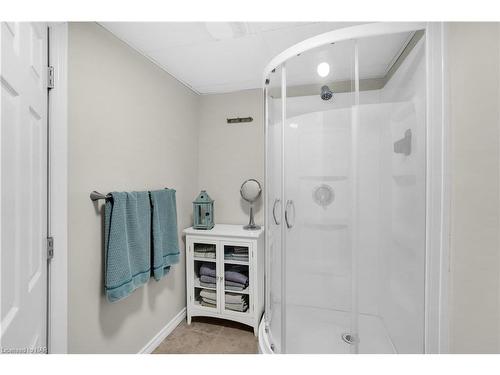 26 Millward Avenue, St. Catharines, ON - Indoor Photo Showing Bathroom