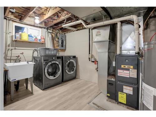 26 Millward Avenue, St. Catharines, ON - Indoor Photo Showing Laundry Room