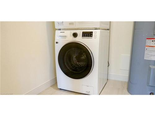 123 Lincoln Street, Welland, ON - Indoor Photo Showing Laundry Room