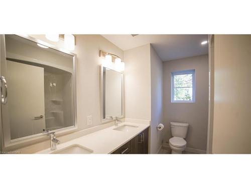 123 Lincoln Street, Welland, ON - Indoor Photo Showing Bathroom