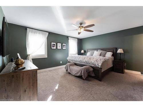 23 Willowbrook Drive, Welland, ON - Indoor Photo Showing Bedroom