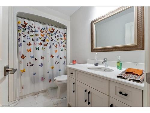 23 Willowbrook Drive, Welland, ON - Indoor Photo Showing Bathroom