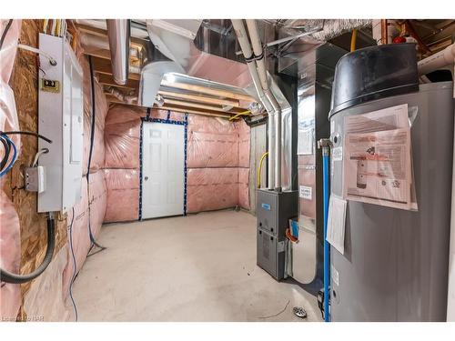 93 Renfrew Trail, Welland, ON - Indoor Photo Showing Basement