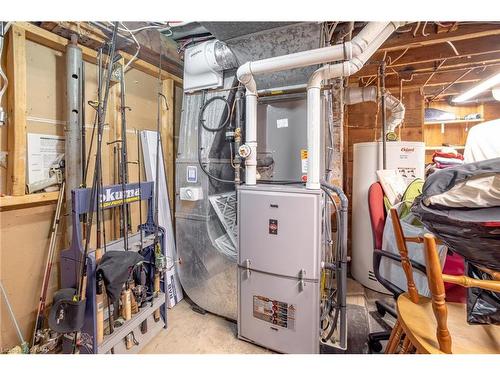 17 Port Robinson Road, Pelham, ON - Indoor Photo Showing Basement