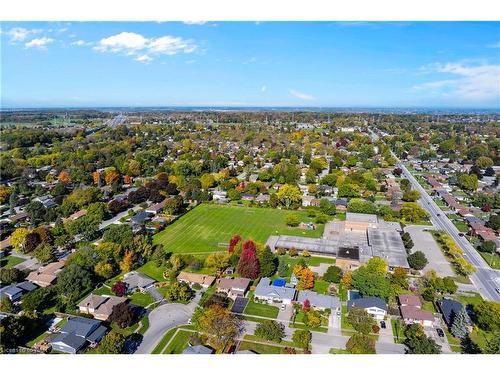 6977 Waterloo Drive, Niagara Falls, ON - Outdoor With View