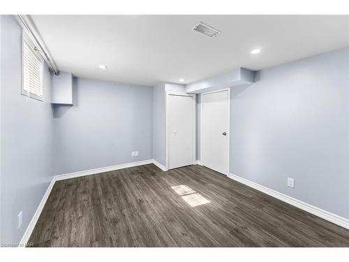 7229 Harriman Street, Niagara Falls, ON - Indoor Photo Showing Other Room