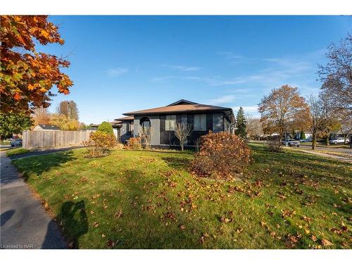 7229 Harriman Street, Niagara Falls, ON - Outdoor